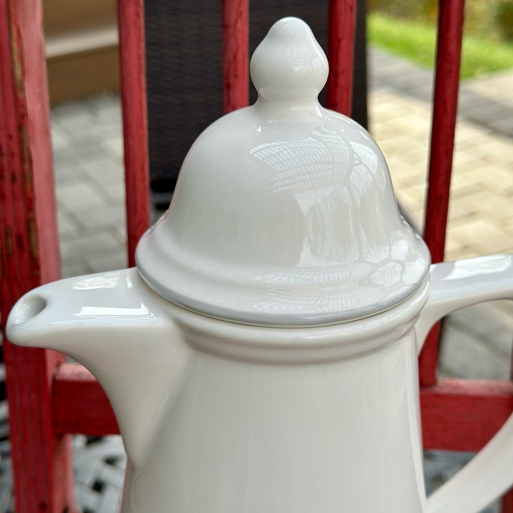 Vintage Creamy Ironstone Coffee Tea Pot with Lid - Picture 2 of 10